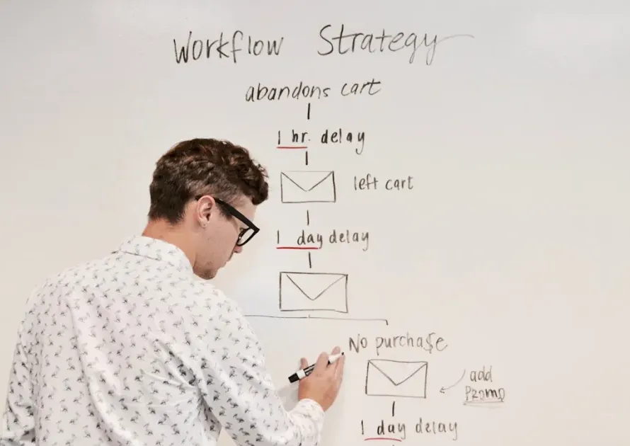 Diferencias entre SEM SEO estrategias marketing digital
